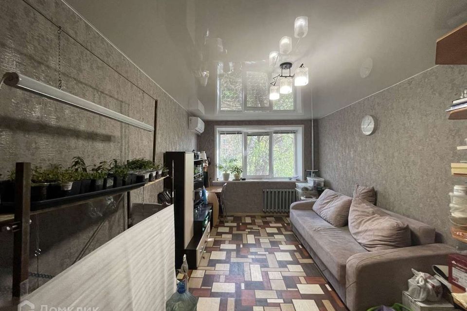 Продаётся 2-комнатная квартира, 42.4 м²