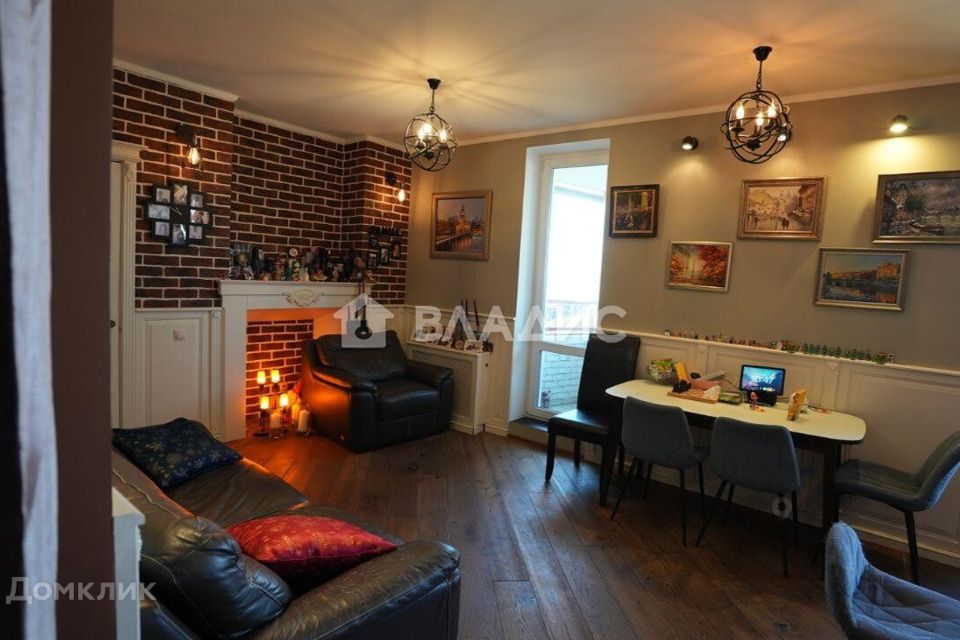 Продаётся 4-комнатная квартира, 89 м²