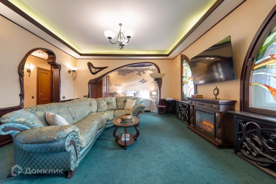 Продаётся 2-комнатная квартира, 69.8 м²