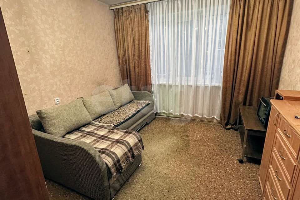 Продаётся комната в 3-комн. квартире, 13 м²