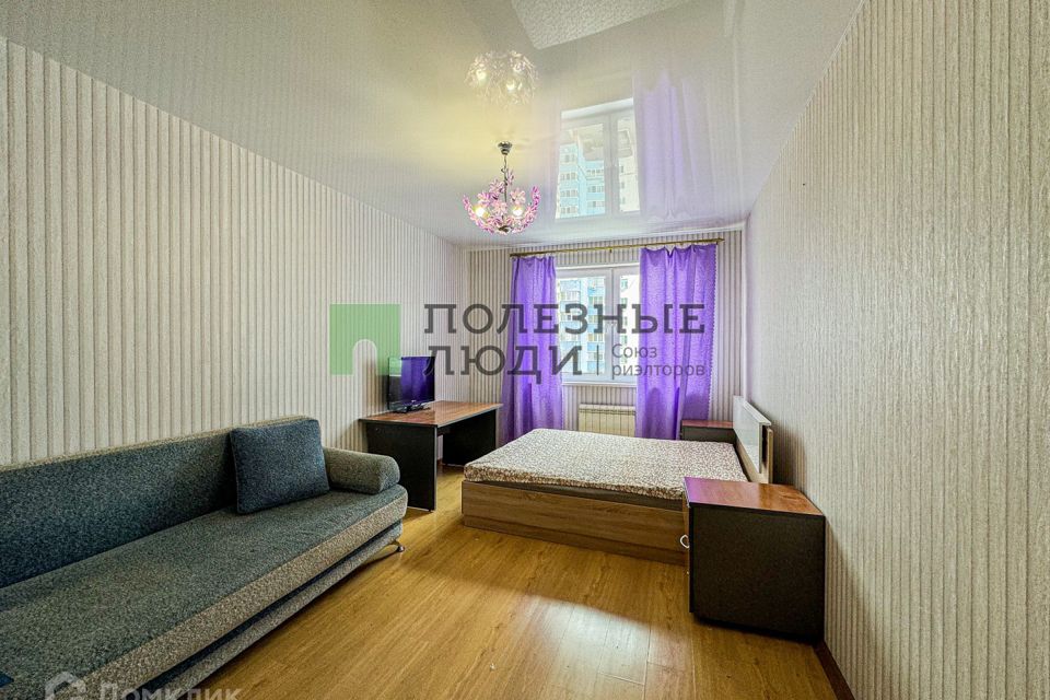 Сдаётся 1-комнатная квартира, 51 м²