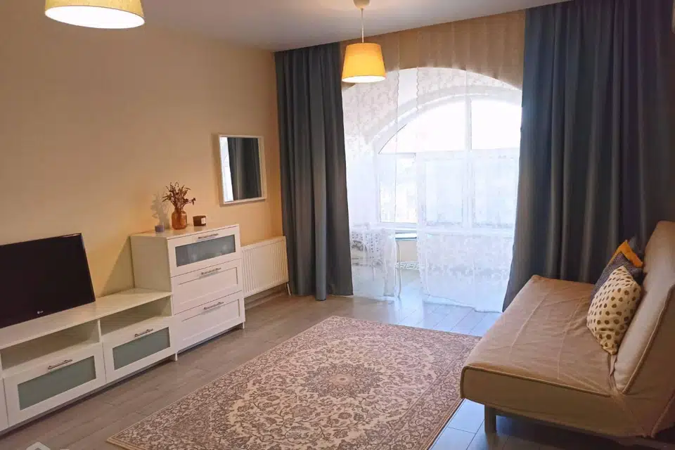 Продаётся 1-комнатная квартира, 49.3 м²