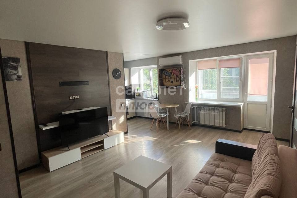 Сдаётся 2-комнатная квартира, 42 м²
