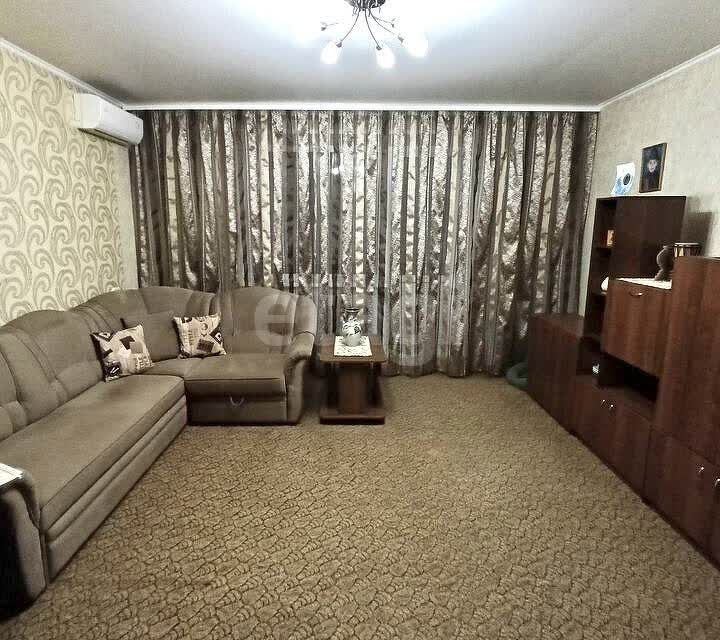 Продаётся 2-комнатная квартира, 53.3 м²