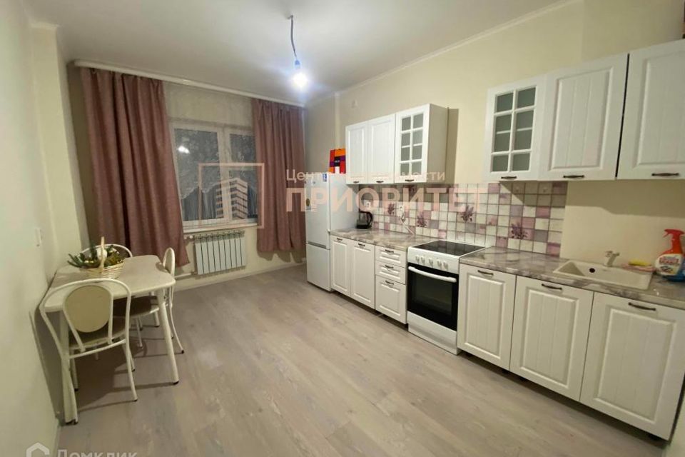 Продаётся 1-комнатная квартира, 40.9 м²