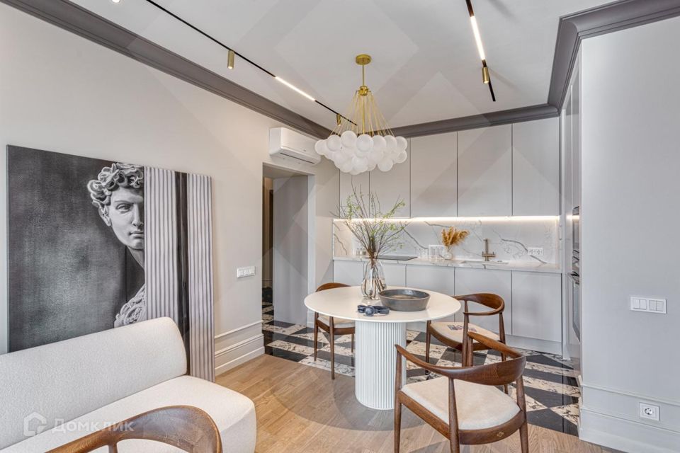 Продаётся 3-комнатная квартира, 88 м²