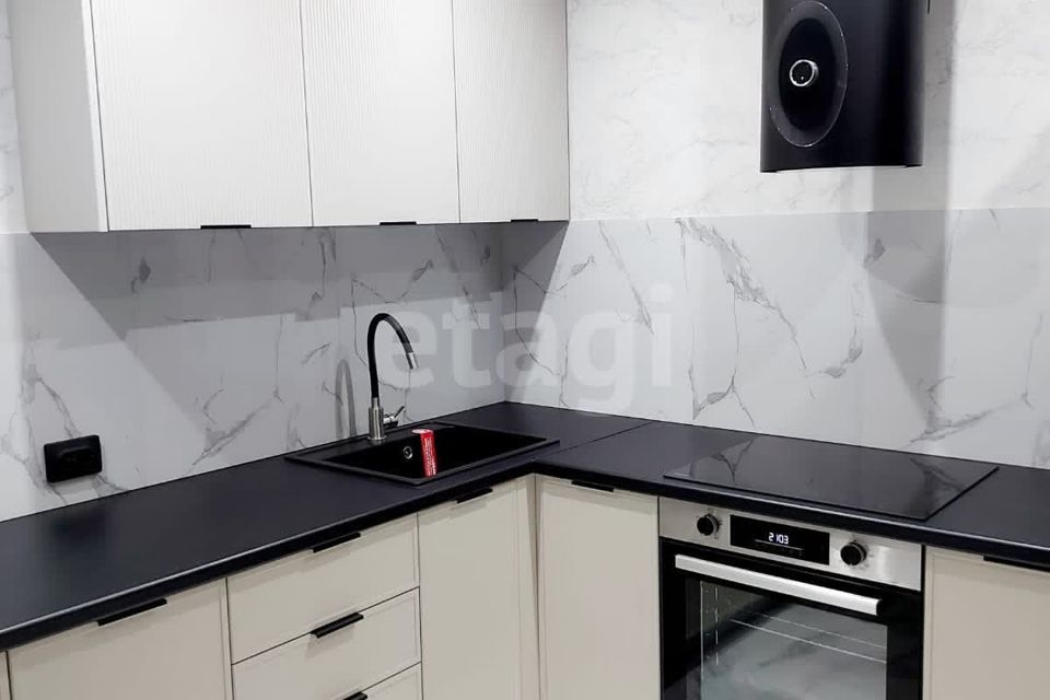 Продаётся 2-комнатная квартира, 53.6 м²