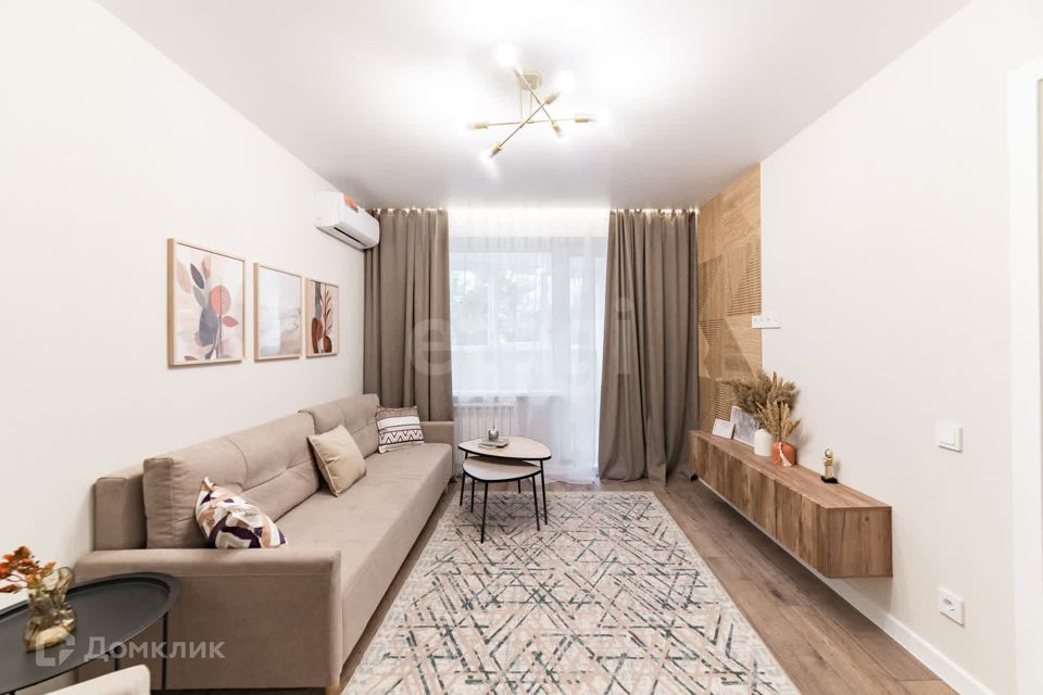 Продаётся 2-комнатная квартира, 55 м²