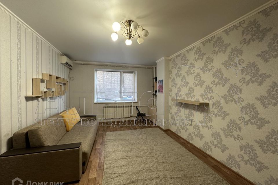Сдаётся 1-комнатная квартира, 42 м²