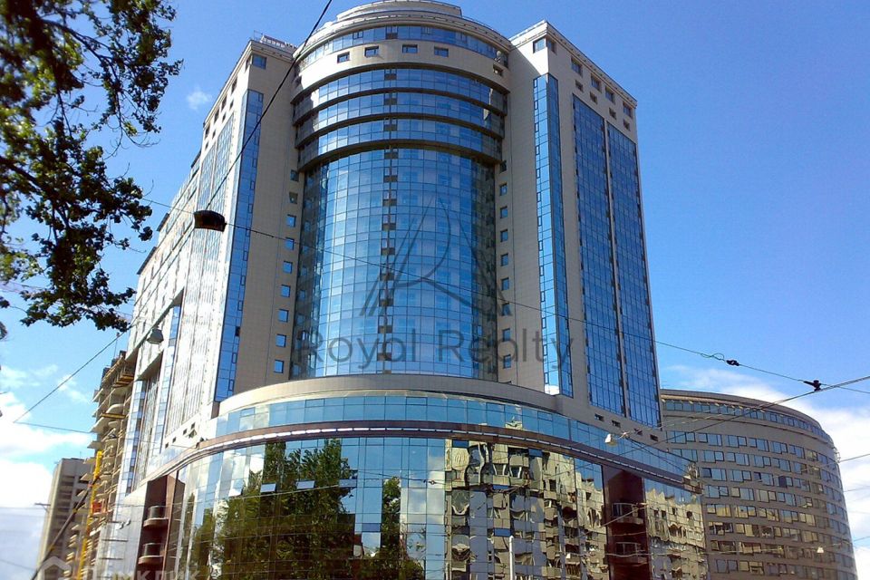 Сдаётся 3-комнатная квартира, 120 м²