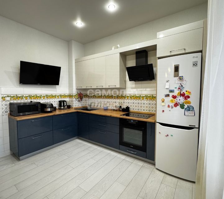Продаётся 2-комнатная квартира, 81 м²