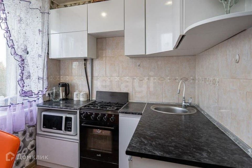 Продаётся 3-комнатная квартира, 60 м²