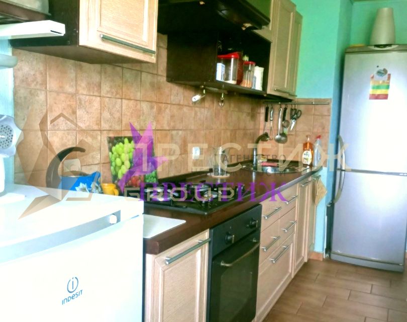 Продаётся 4-комнатная квартира, 79 м²