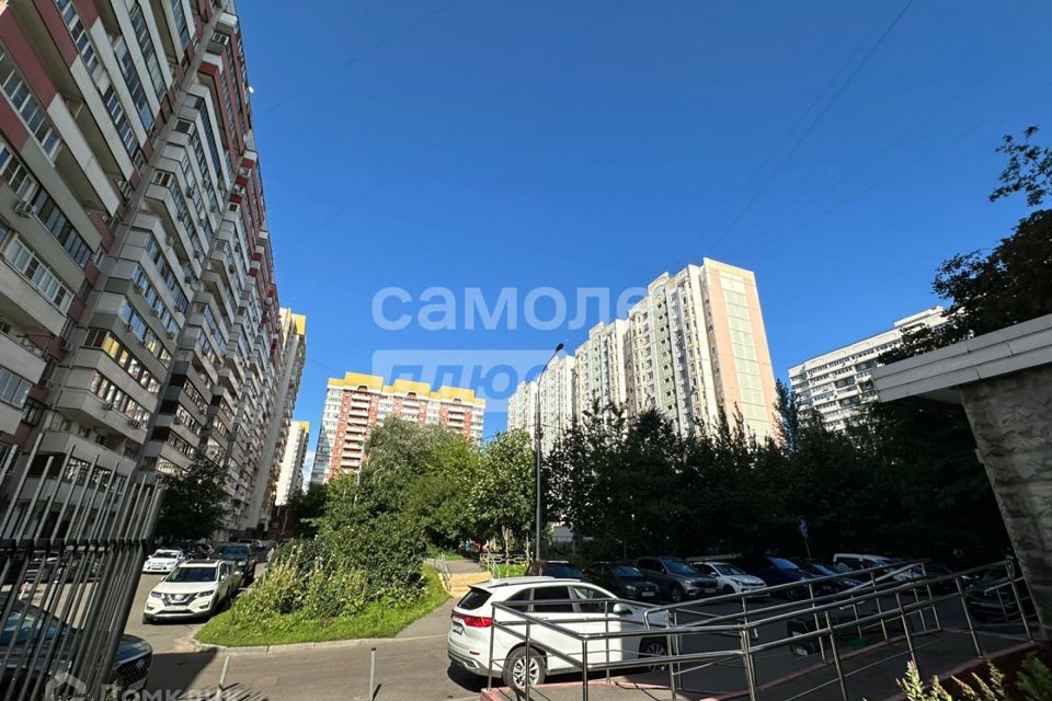 Продаётся 3-комнатная квартира, 76.3 м²