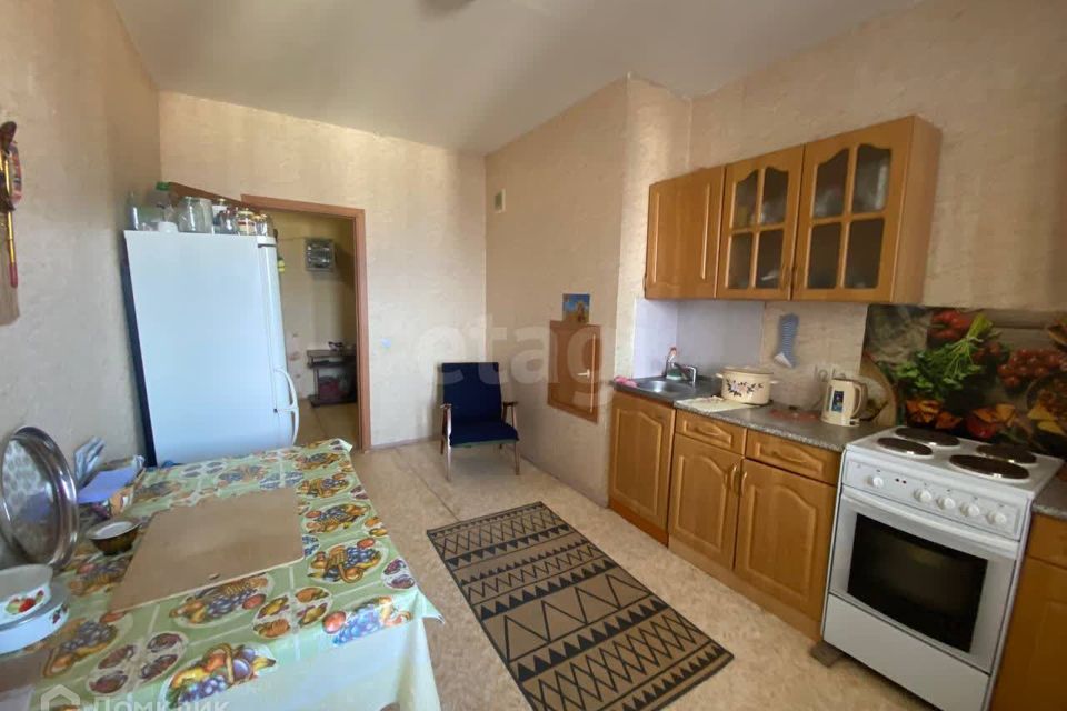 Продаётся 1-комнатная квартира, 49.2 м²