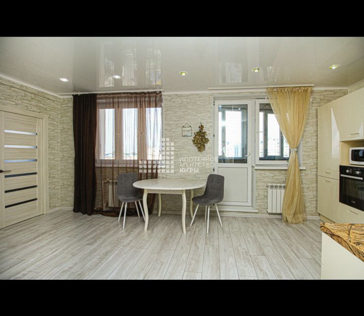 Продаётся 2-комнатная квартира, 57.2 м²