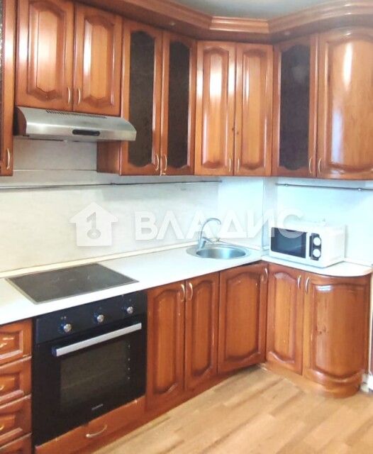 Сдаётся 2-комнатная квартира, 56 м²