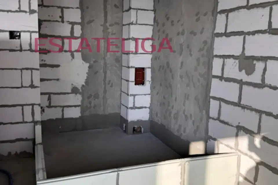 Продаётся студия, 70 м²
