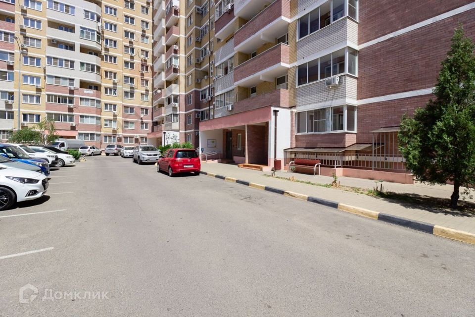 Продаётся 2-комнатная квартира, 64.2 м²