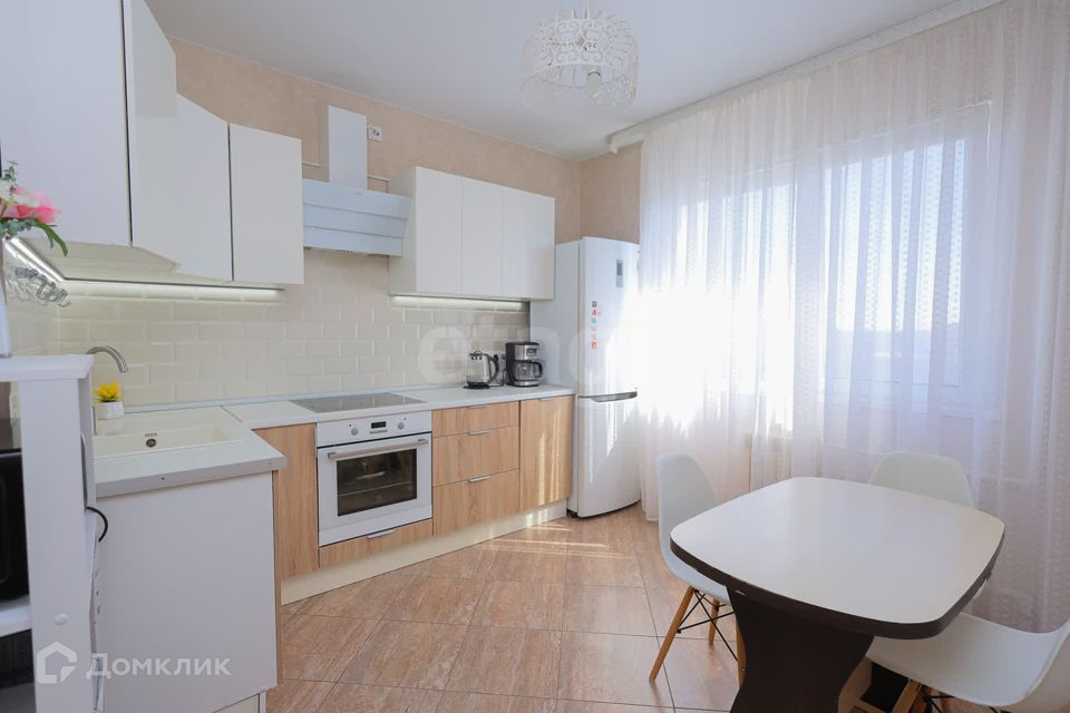 Продаётся 2-комнатная квартира, 58 м²