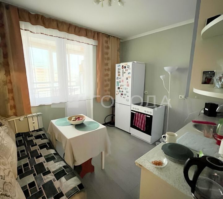 Продаётся 1-комнатная квартира, 41.8 м²