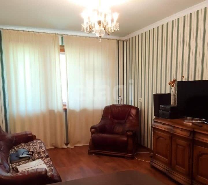 Продаётся 3-комнатная квартира, 60.5 м²