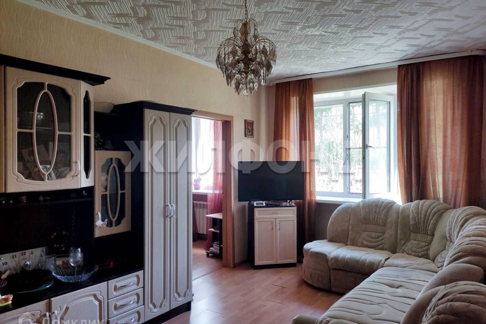 Продаётся 3-комнатная квартира, 56.7 м²