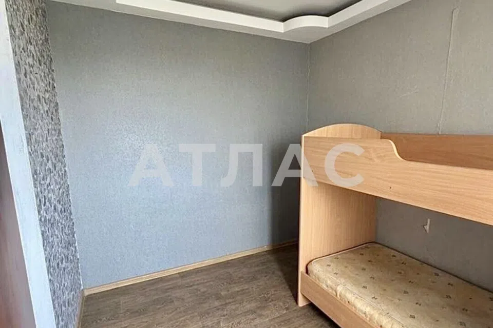 Продаётся 3-комнатная квартира, 56.3 м²