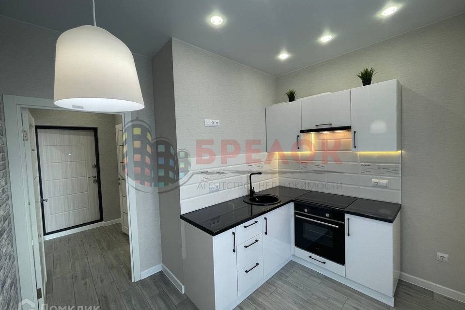 Продаётся 1-комнатная квартира, 38 м²