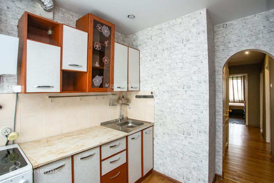 Продаётся 3-комнатная квартира, 60.9 м²