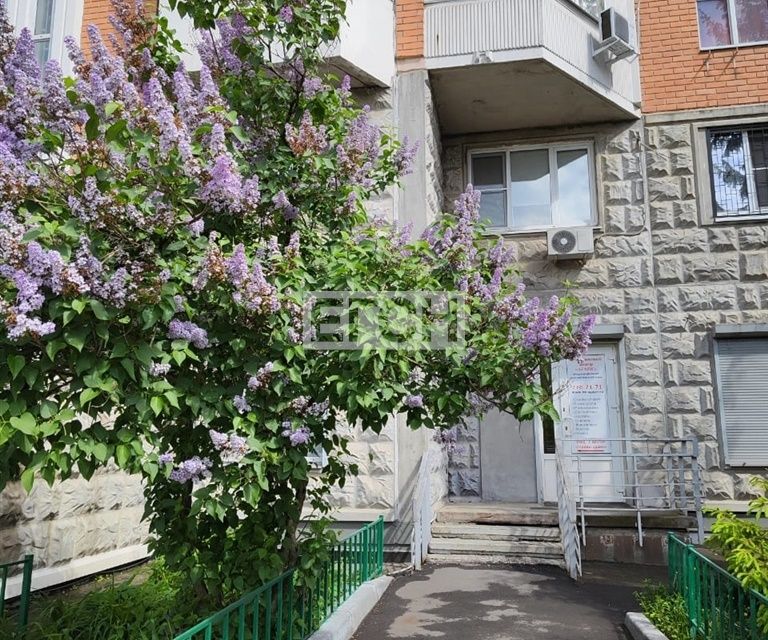 Сдаётся 1-комнатная квартира, 38 м²