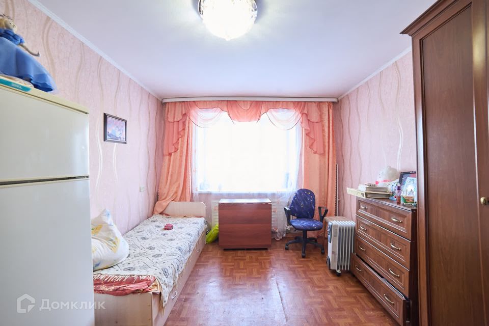 Продаётся комната в 1-комн. квартире, 12.8 м²