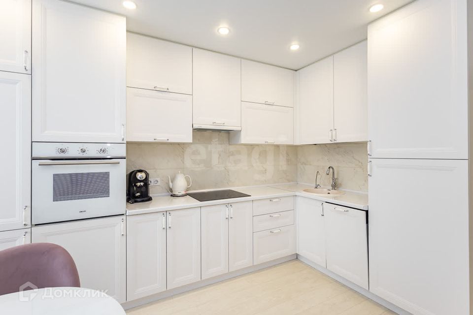 Продаётся 1-комнатная квартира, 41 м²