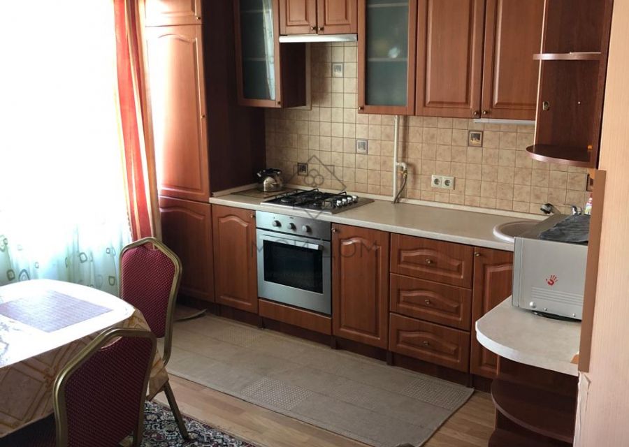 Сдаётся 2-комнатная квартира, 54 м²