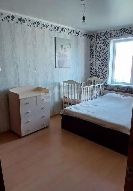 Продаётся 4-комнатная квартира, 77.7 м²