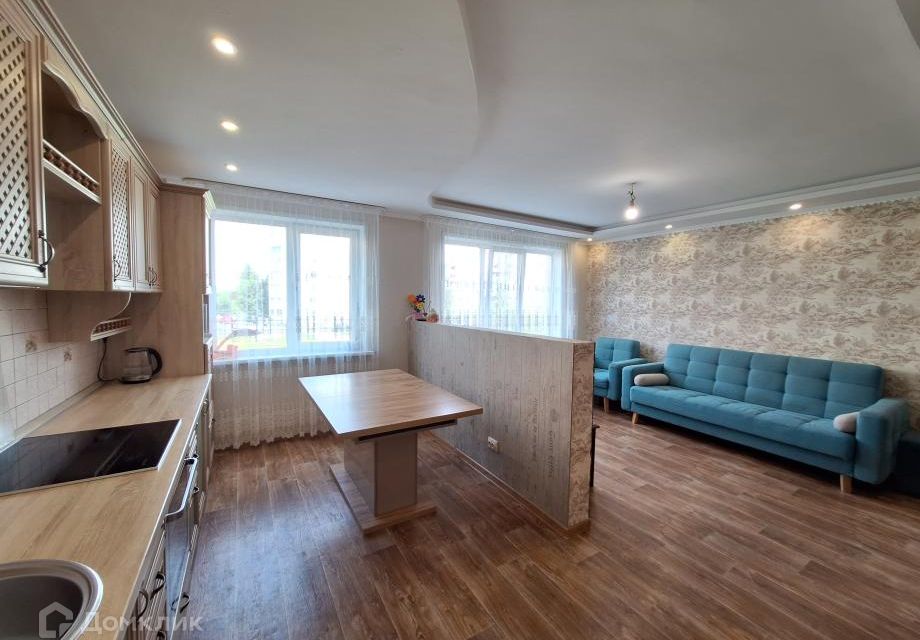 Продаётся 4-комнатная квартира, 87.7 м²
