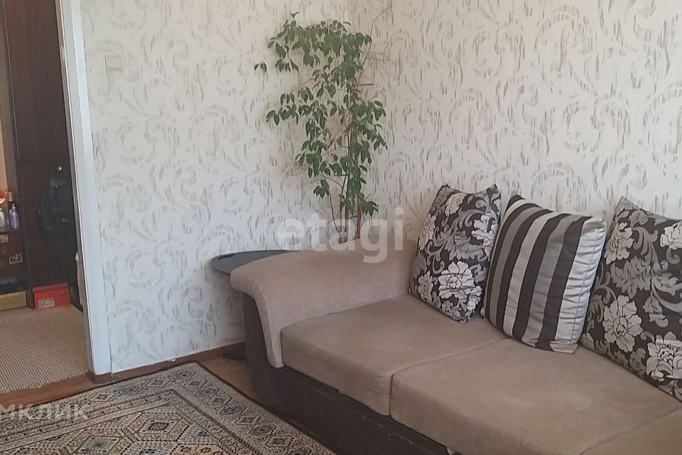 Продаётся 2-комнатная квартира, 47.6 м²