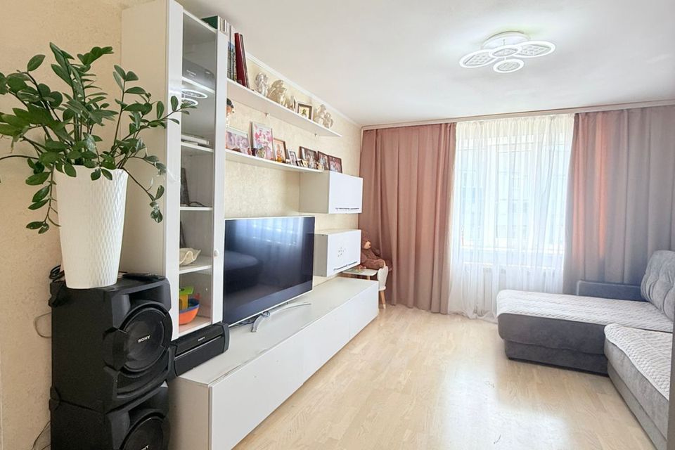 Продаётся 3-комнатная квартира, 65.1 м²