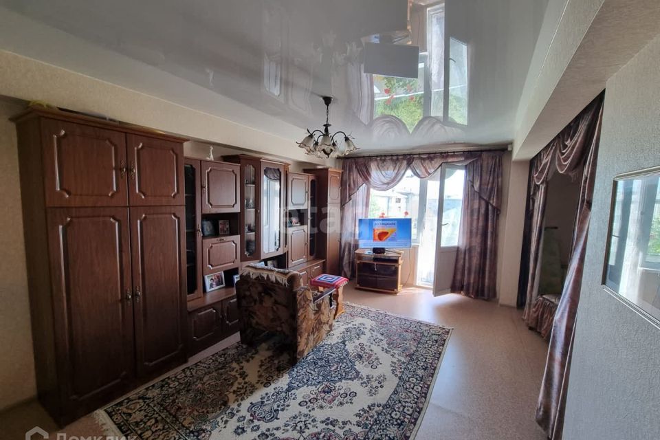 Продаётся 2-комнатная квартира, 72.8 м²