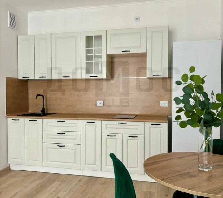 Сдаётся 2-комнатная квартира, 61 м²