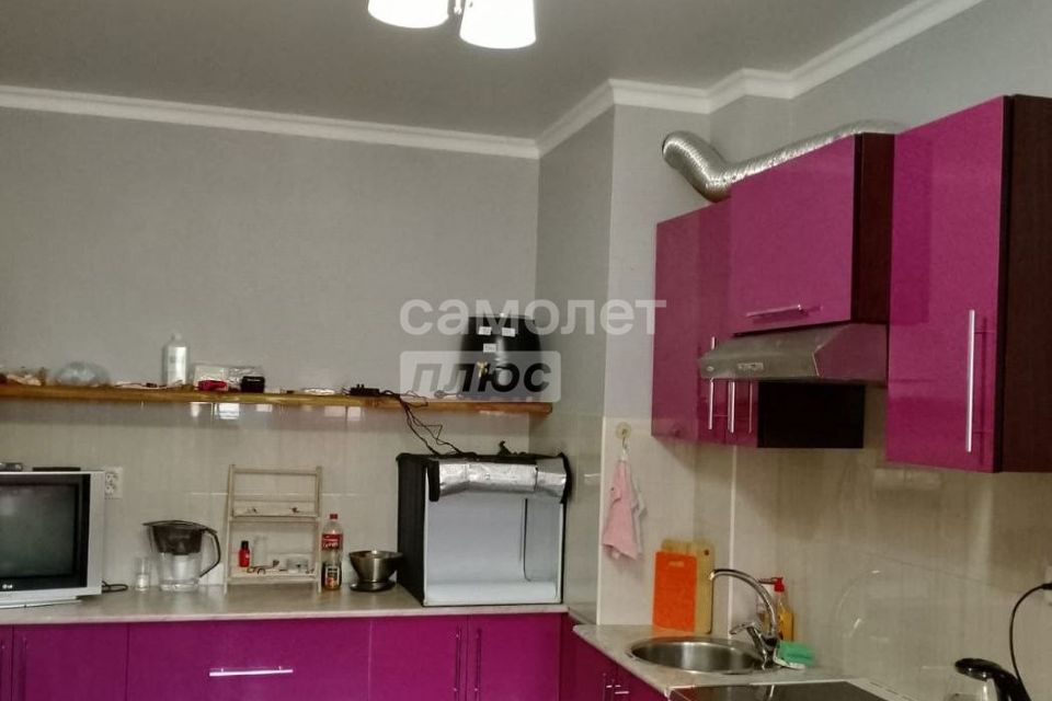 Продаётся 1-комнатная квартира, 41.6 м²
