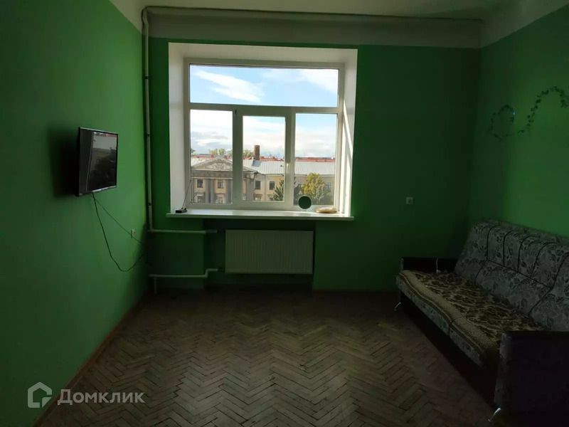 Продаётся комната в 19-комн. квартире, 21 м²