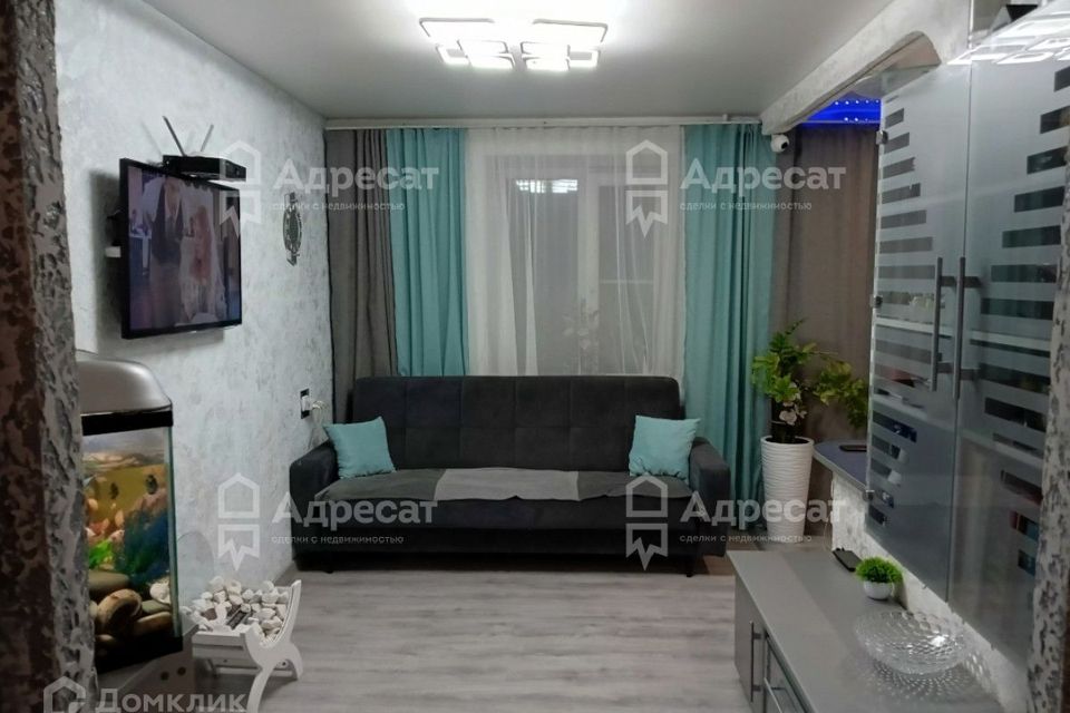 Продаётся 4-комнатная квартира, 69.5 м²