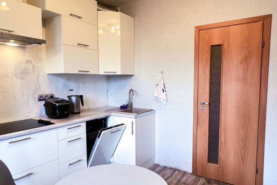Сдаётся 1-комнатная квартира, 40.7 м²