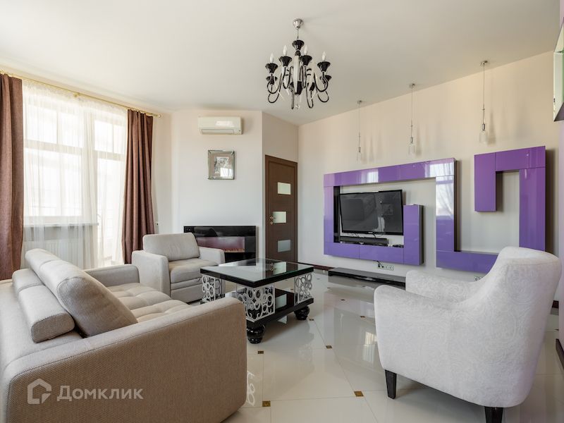 Сдаётся 2-комнатная квартира, 80 м²
