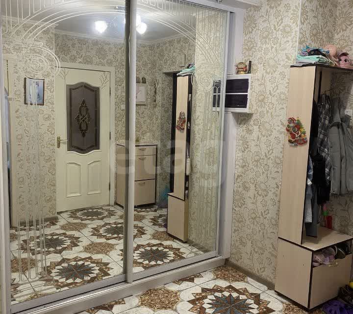 Продаётся 1-комнатная квартира, 42.1 м²