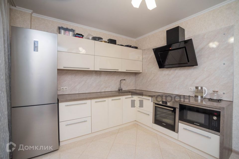 Продаётся 1-комнатная квартира, 56.4 м²