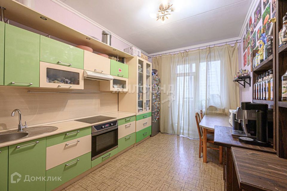 Продаётся 2-комнатная квартира, 79.3 м²