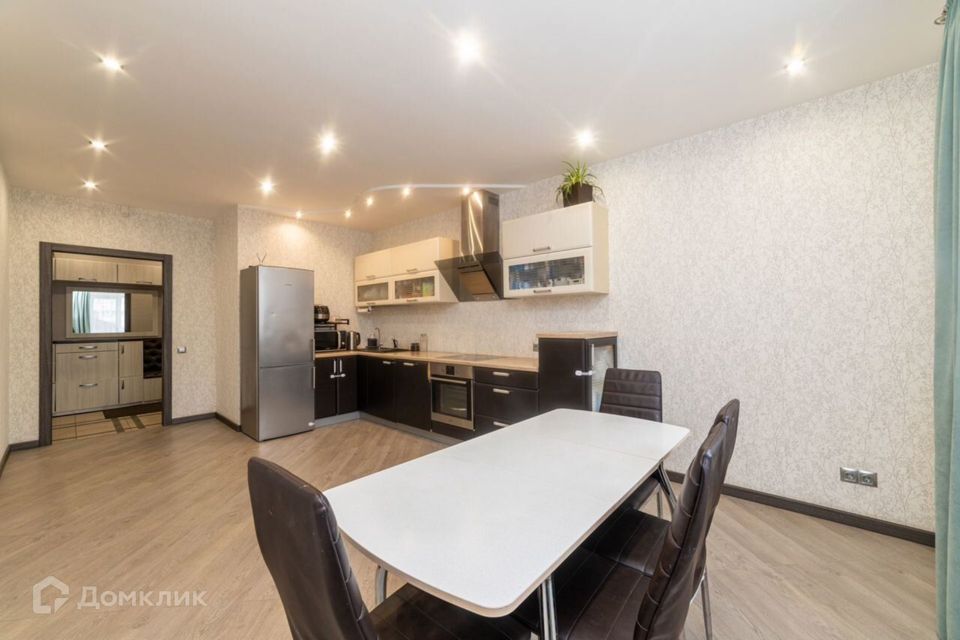 Продаётся 2-комнатная квартира, 60.1 м²