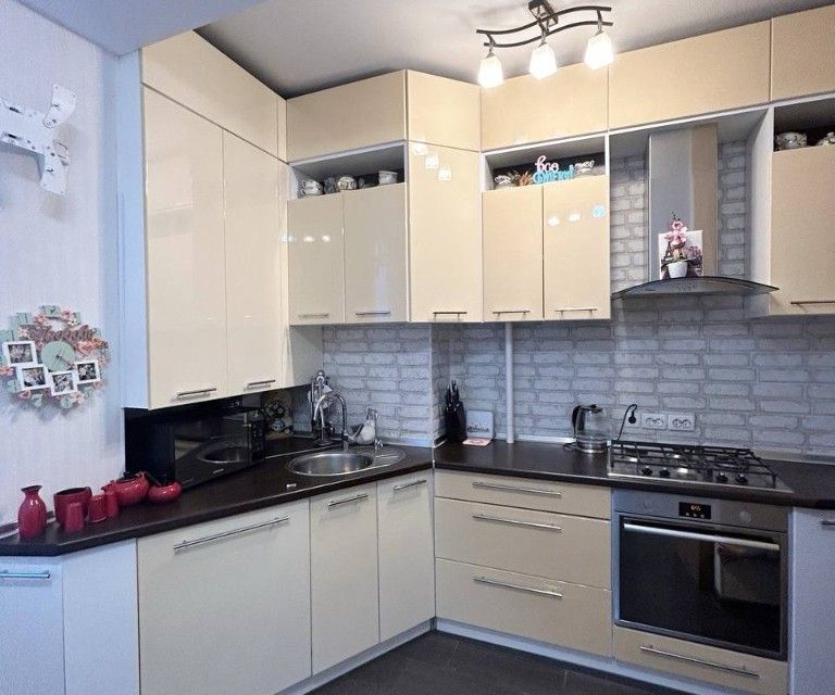 Продаётся 3-комнатная квартира, 70 м²